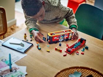 Купить конструктор Конструктор LEGO City Червоний двоповерховий екскурсійний автобус (60407) | Фото 8