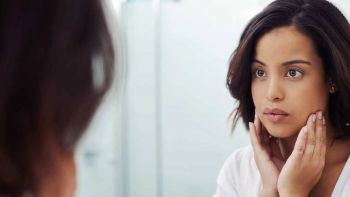 Міцелярна вода L'Oreal Paris Skin Expert для сухої і чутливої шкіри 400мл (3600523329847) Міцелярна вода L'Oreal Paris Skin Expert для сухої і чутливої шкіри 400мл (3600523329847) | Фото 1