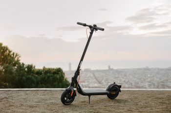 Електросамокат Segway-Ninebot F2 PRO E (AA.05.12.03.0001) | Фото 3