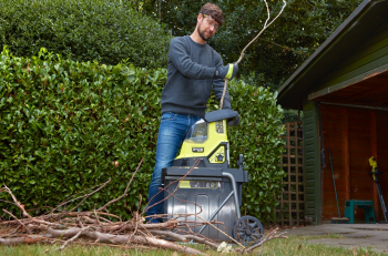 Купить садовый измельчитель Садовий подрібнювач RYOBI RY36SHX40-0, акумуляторний 36В MAX POWER, 40мм без АКБ та ЗП (5133005451) | Фото 4