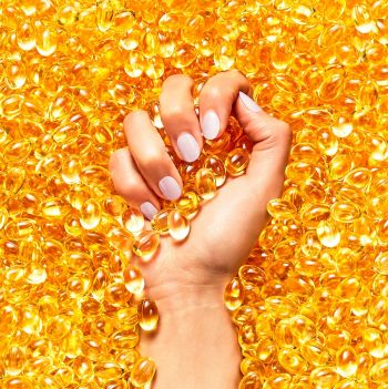 Купить лак, гель, пенка для волос PANTENE Олія для волосся Кератиновий захист 100 мл (8006540124758) | Фото 3