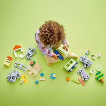 Конструктор LEGO DUPLO Інтерактивний пригодницький потяг (10427) Купить конструктор Конструктор LEGO DUPLO Інтерактивний пригодницький потяг (10427) | Фото 6