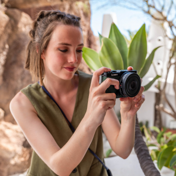 Об'єктив PANASONIC Lumix S 26 мм f/8 (S-R26E) Об'єктив PANASONIC Lumix S 26 мм f/8 (S-R26E) | Фото 7