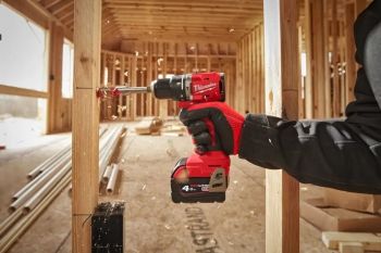 Шуруповерт-дриль акумуляторний Milwaukee M18 BLPDRC-502C 18В 2х5Агод (4933492826) Шуруповерт-дриль акумуляторний Milwaukee M18 BLPDRC-502C 18В 2х5Агод (4933492826) | Фото 2