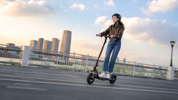 Електросамокат Segway-Ninebot F2 II E (AA.05.12.01.0010) | Фото 2