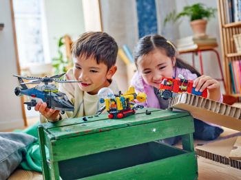 Конструктор LEGO City Ремікс вертольотів, пожежних машин і підводних човнів (60462) | Фото 7