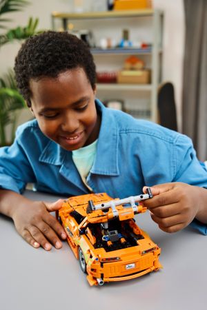 Купить конструктор Конструктор LEGO Technic Fast and Furious Toyota Supra MK4 (42204) | Фото 9