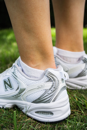 Кросівки жіночі New Balance 530 MR530EMA 39.5 (6,5 US) біло-сірі | Фото 17