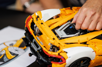 Купить конструктор Конструктор LEGO Technic McLaren P1™ (42172) | Фото 15