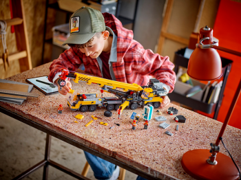 Конструктор LEGO City Жовтий пересувний будівельний кран (60409) | Фото 10