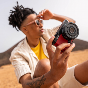 Об'єктив PANASONIC Lumix S 26 мм f/8 (S-R26E) Об'єктив PANASONIC Lumix S 26 мм f/8 (S-R26E) | Фото 6