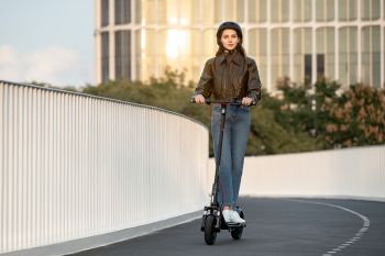 Електросамокат Segway-Ninebot F2 II E (AA.05.12.01.0010) | Фото 7