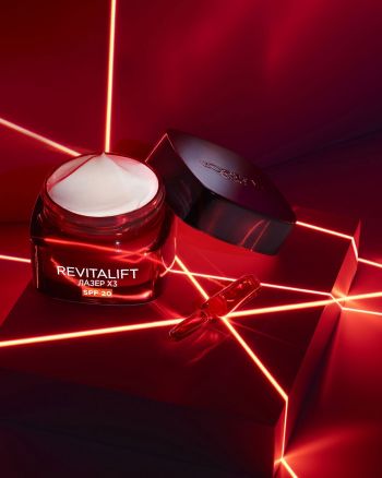 Крем-догляд денний L'Oreal Paris Revitalift Laser Х3 Регенеруючий із SPF-25 50мл (3600523448746) | Фото 3