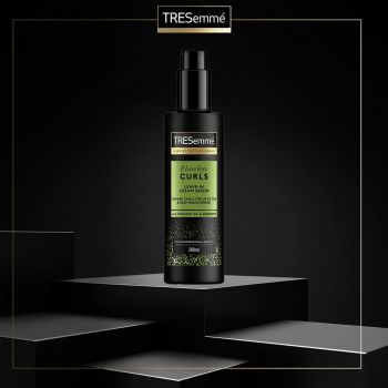 Купить лак, гель, пенка для волос Крем-сироватка незмивна Tresemme живлення для кучерів flawless curls 200 мл (8720181594861) | Фото 2