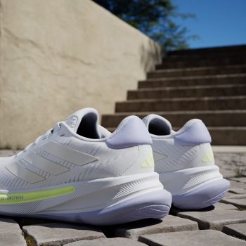 Кросівки жіночі Adidas Supernova Ease W IH0798 36 2/3 (4 UK) білі (4067892865892) Кросівки жіночі Adidas Supernova Ease W IH0798 36 2/3 (4 UK) білі (4067892865892) | Фото 14