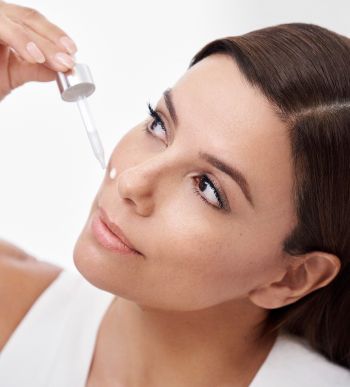 Сироватка для шкіри обличчя нічна L`Oreal Paris Revitalift Laser з ретинолом 30мл (3600523972036) | Фото 9